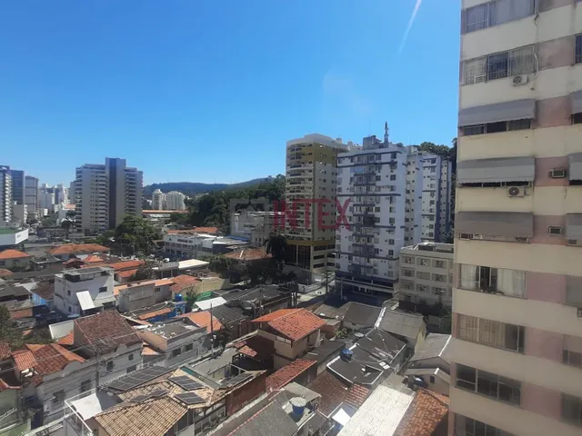 Imagem 12: Apartamento de 80M2 com 2 Quartos e Varanda em Icaraí, Niterói - Condomínio com Piscina e Academia