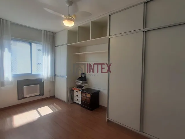Imagem 16: Apartamento de 80M2 com 2 Quartos e Varanda em Icaraí, Niterói - Condomínio com Piscina e Academia
