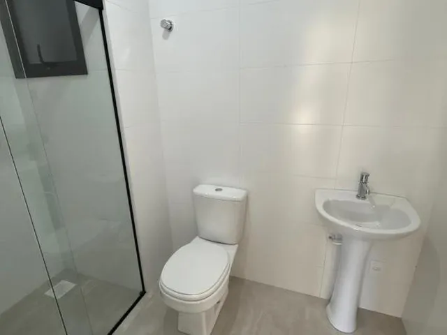 Imagem 14: Apartamento Térreo para Locação Anual no Centro de Balneário Camboriú - 2