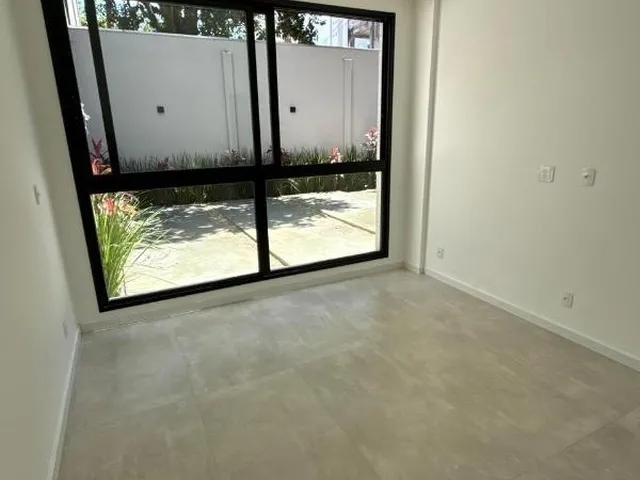 Imagem 9: Apartamento Térreo para Locação Anual no Centro de Balneário Camboriú - 2