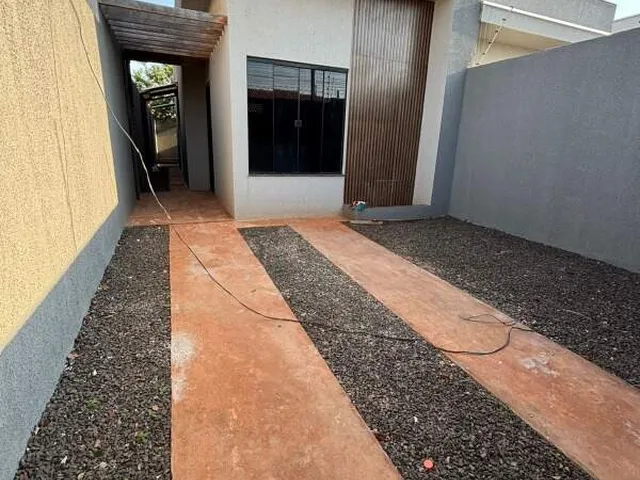 Imagem 7: Casa térrea à venda na Vila Fernanda, Campo Grande-MS, com suíte e 2 vagas