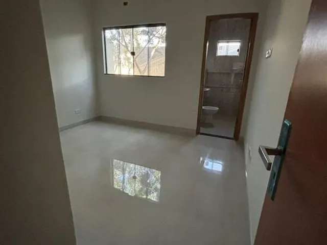 Imagem 6: Casa térrea à venda na Vila Fernanda, Campo Grande-MS, com suíte e 2 vagas