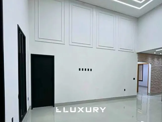 Imagem 8: Casa térrea de alto padrão com piscina e escritório no Residencial Havaí