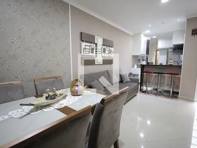 Imagem: Este encantador apartamento mobiliado é