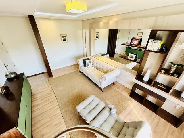 Imagem: Apartamento Duplex com 3 dormitórios sendo