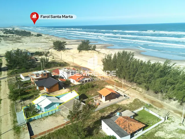 Imagem: Casa três quartos e com piscina em balneário