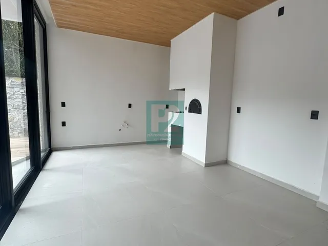 Imagem 11: Casa com Piscina no Mariscal - Sofisticação e contato com a Natureza em Bombinhas/SC