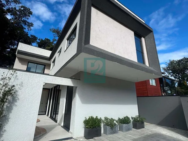 Imagem 4: Casa com Piscina no Mariscal - Sofisticação e contato com a Natureza em Bombinhas/SC