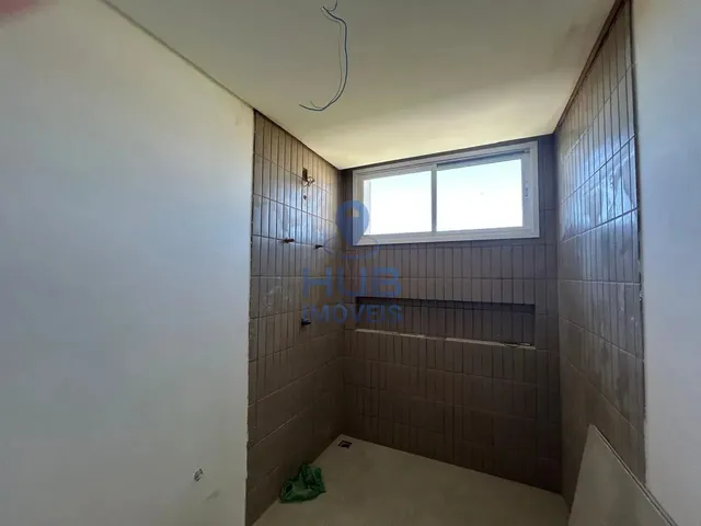 Imagem 15: Casa 4 dormitório sendo 3 suíte com terraço