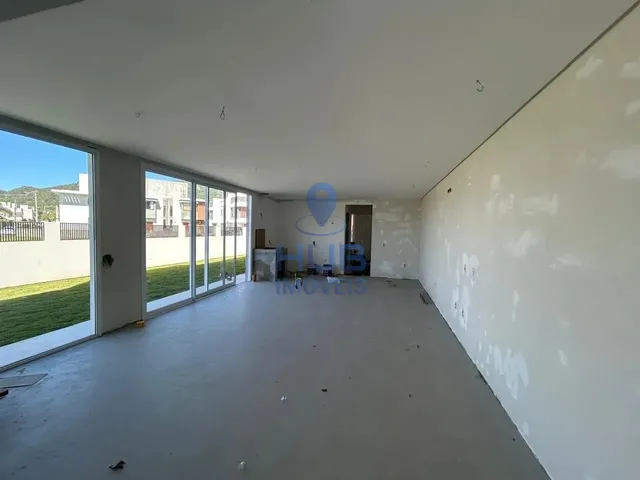 Imagem 14: Casa 4 dormitório sendo 3 suíte com terraço