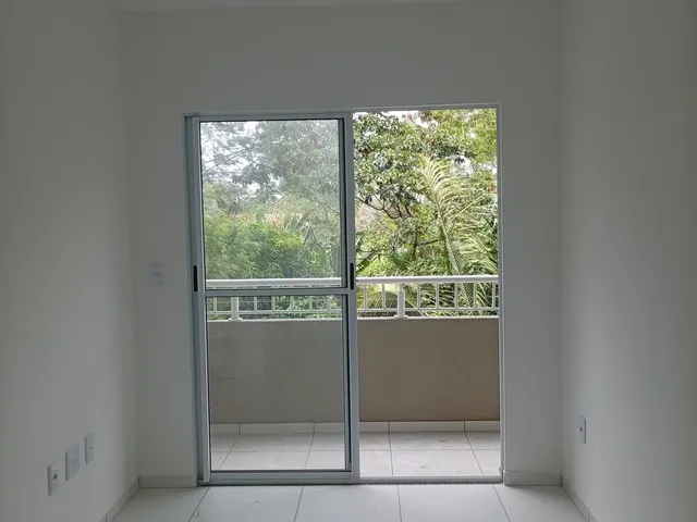 Imagem 2: Alugo apartamento no Araçagi com 2 banheiros e elevador