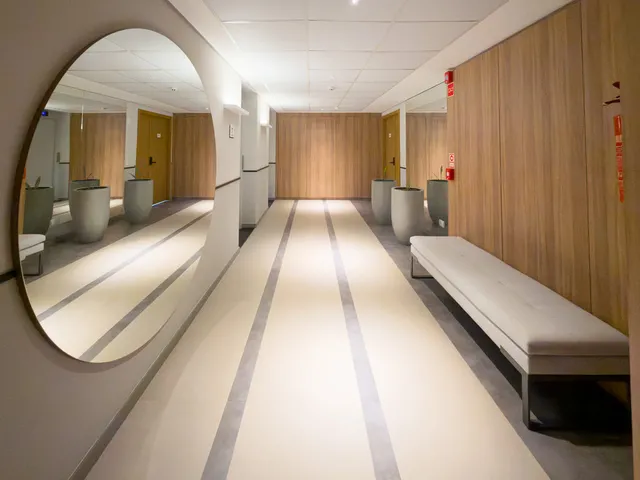 Imagem 6: Sala em Curitiba, no bairro Centro - Referência: 704 - Human Batel Sala 704