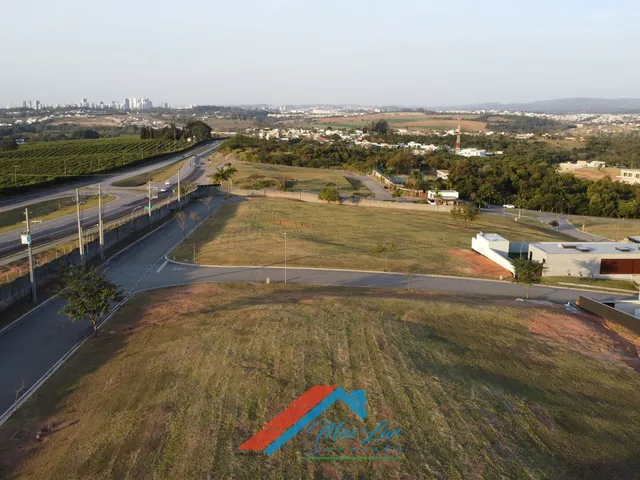 Imagem: Lindo terreno em residencial planejado