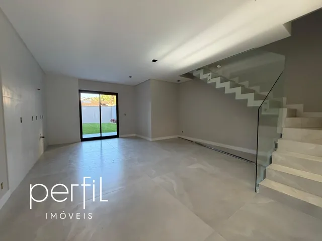 Imagem: Casa à venda em Joinville-SC, Atiradores