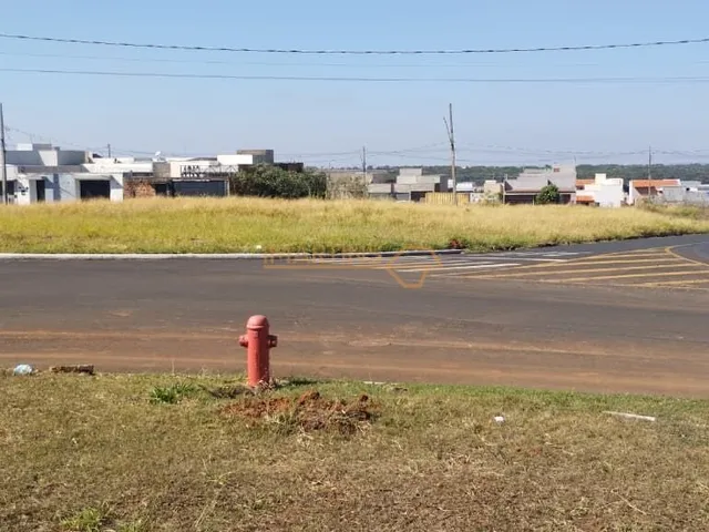 Imagem 2: Área á Venda Terreno / lote com venda por R$900.000