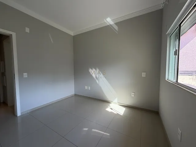 Imagem 11: Casa térrea com 2 dormitórios, sendo 1 suíte, piscina privativa, espaço gourmet e