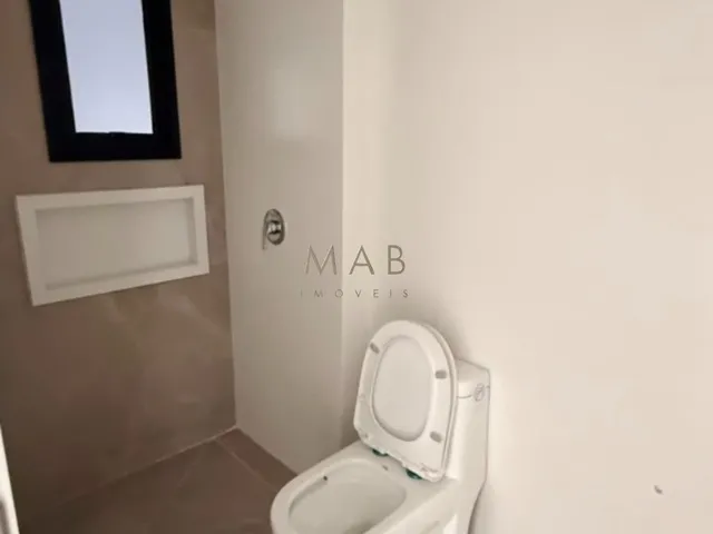 Imagem 4: Apartamento Térreo à Venda com 1 Dormitório, no Saint Humbert Residence, a 80 metros