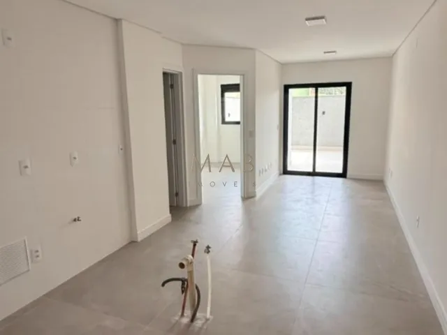 Imagem 7: Apartamento Térreo à Venda com 1 Dormitório, no Saint Humbert Residence, a 80 metros