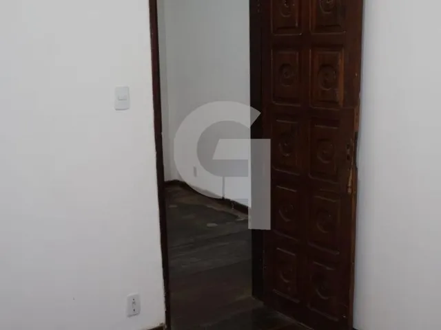 Imagem 9: Casa Triplex na Boca do Rio com 350m², 5 Quartos e 2 Suítes com Hidromassagem