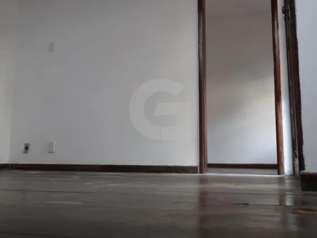 Imagem 5: Casa Triplex na Boca do Rio com 350m², 5 Quartos e 2 Suítes com Hidromassagem