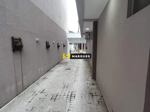 Imagem 2: Sala / Iririú Sala comercial com 3 banheiros