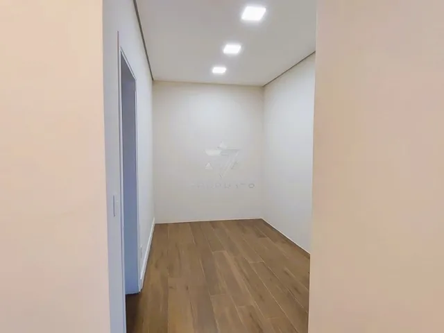 Imagem 2: Sofisticação e Conforto: Sobrado no Residencial Lago Azul
