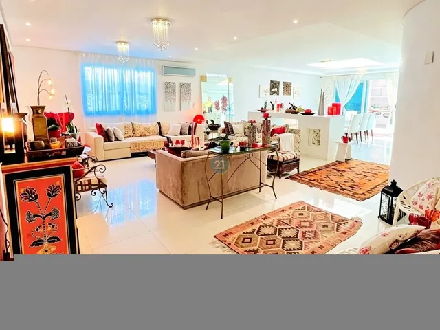Imagem 8: Alugo casa alto padrão, com 06 quartos, 840m², piscina, ampla área gourmet no bairro