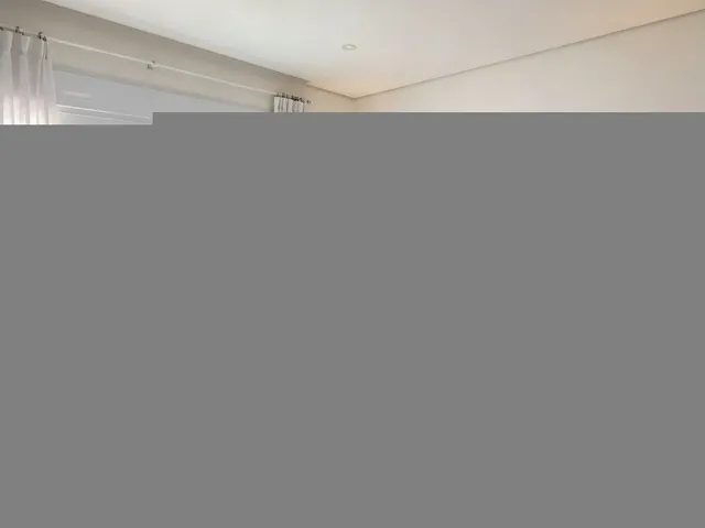 Imagem 14: Alugo casa alto padrão, com 06 quartos, 840m², piscina, ampla área gourmet no bairro