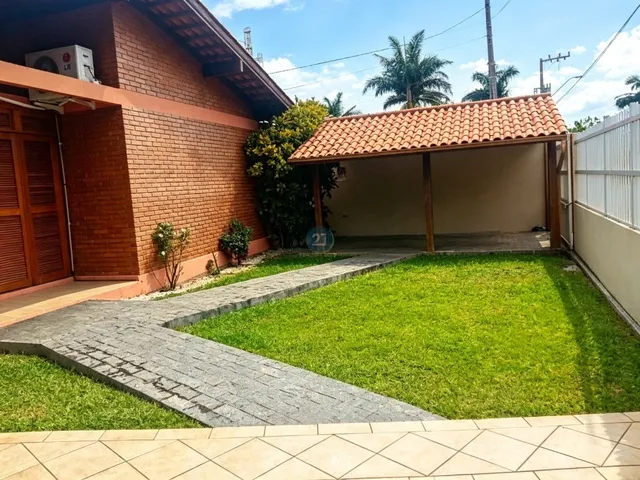 Imagem 16: Alugo casa de praia, mobiliada, com 03 quartos, amplo quintal, 175m², e a 200m da praia
