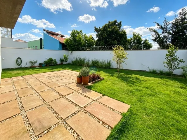 Imagem 14: Alugo casa Alto Padrão, com 4 suítes, quintal, 350m², 3 vagas em condomínio no bairro