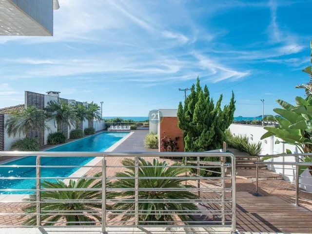 Imagem 3: Alugo apartamento frente mar, pé na areia, com 3 suítes, piscina, na Rua das Gaivotas