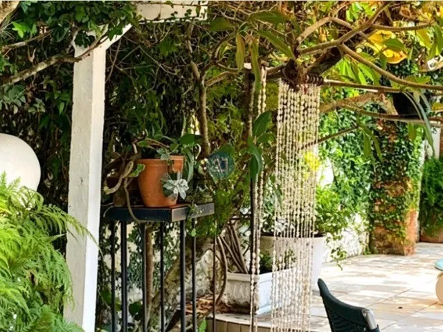 Imagem 10: Alugo excelente casa com 05 quartos, amplo quintal com piscina, mobiliada, 330 m² na