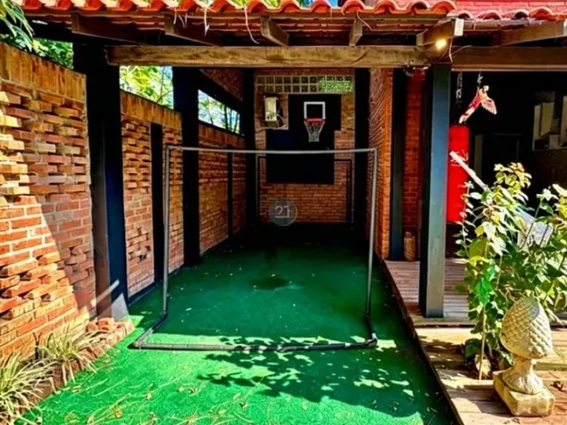 Imagem 15: Alugo ampla casa com 05 quartos, espaçoso quintal com piscina, com 390m² no bairro