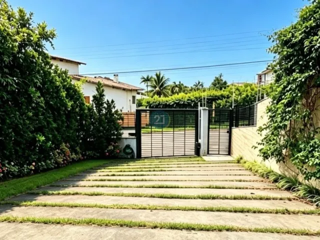 Imagem 12: Alugo Casa, com 4 suítes, 04 vagas de garagem, no Centro de Florianópolis, com varanda