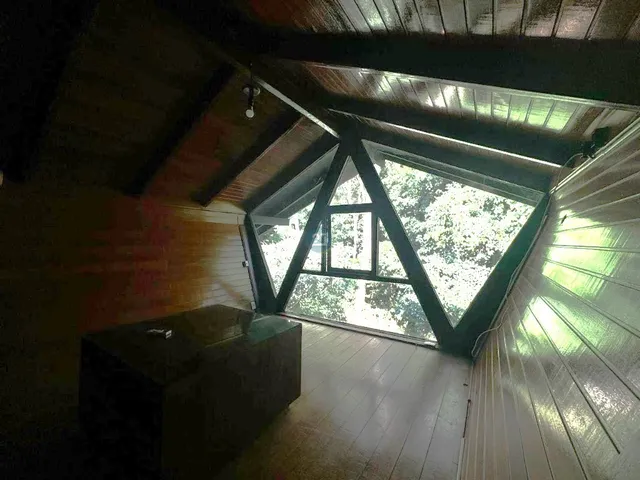 Imagem 2: Alugo Casa no Campeche, 03 quartos, móveis planejados, com piscina, em condomínio em