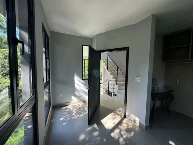 Imagem 9: Alugo Casa no Campeche, 03 quartos, móveis planejados, com piscina, em condomínio em