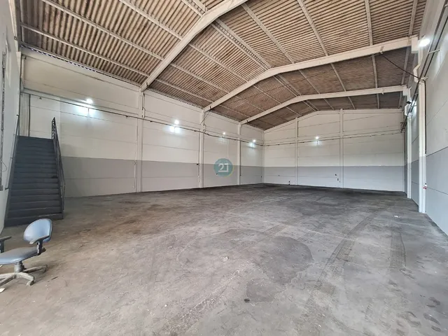 Imagem 2: Alugo Galpão nas margens da BR 101 em Condomínio Industrial Nova Palhoça, Pachecos