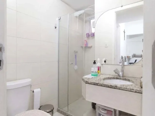 Imagem 9: Vendo super oportunidade Apartamento no Imbui com 2/4, suite, garagem coberta, piscina