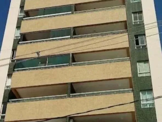 Imagem 10: Vendo super oportunidade Apartamento no Imbui com 2/4, suite, garagem coberta, piscina