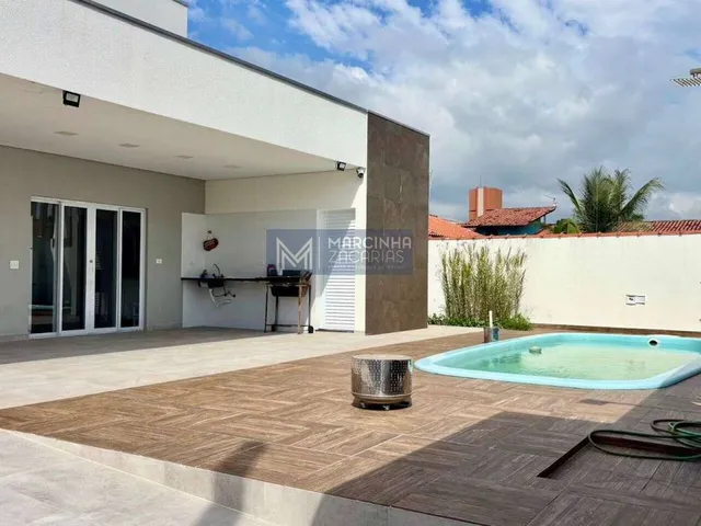 Imagem: Casa Moderna com Piscina À Venda - Jardim