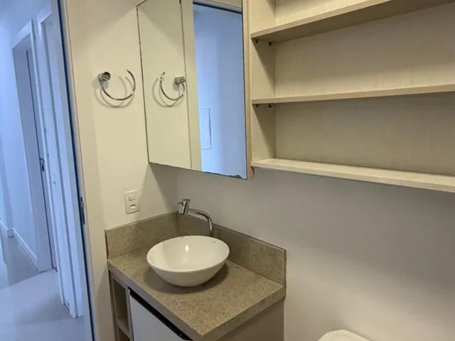 Imagem 8: Apartamento Mobiliado para Venda, 2 Quartos e 1 Garagem, no Centro, Balneário Camboriú/Sc