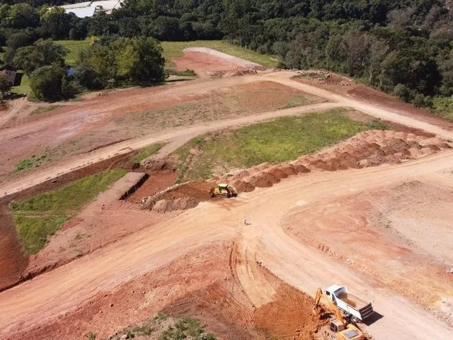 Imagem 12: Terrenos (Em Obras