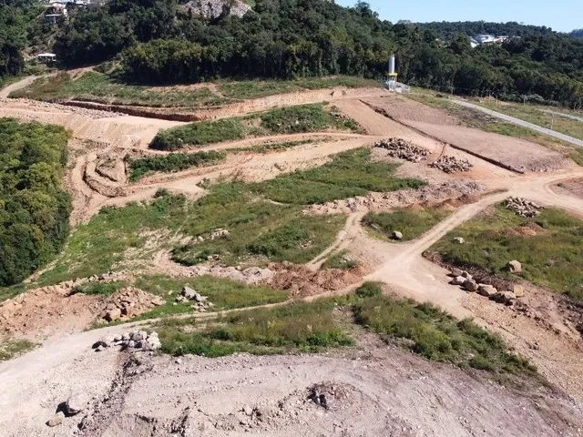 Imagem 6: Terrenos (Em Obras