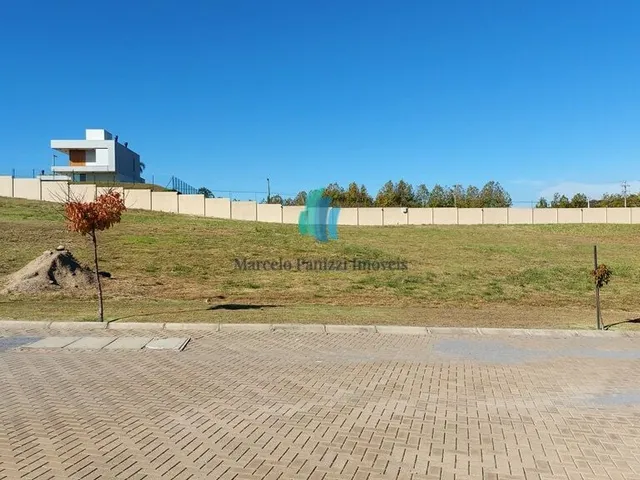Imagem: O terreno possui 1.234m² de Área e está localizado em