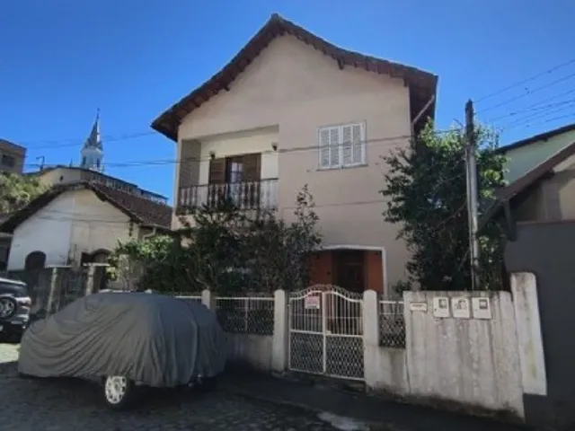 Imagem 14: Casa em leilão à venda em Petrópolis - RJ
