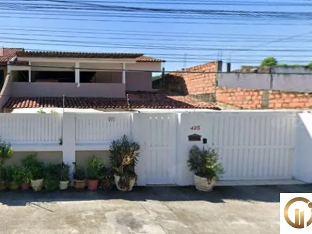 Imagem: Casa em leilão à Venda em Niterói - RJ