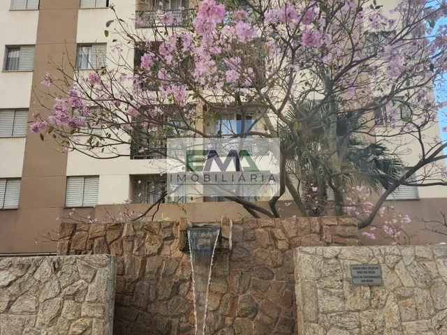 Imagem: O apartamento possui 3 Dormitórios, 1 Suíte, 1 Banheiro,