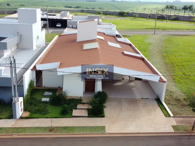 Imagem: Casa Alto Padrão a Venda em Pederneiras/Sp