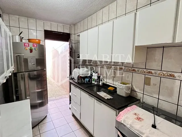 Imagem 15: Casa/Comércio À Venda na Av. Manoel de Abreu, Caiuca - 3 Quartos, Suíte, Quintal e Garagem em Localização Estratégica