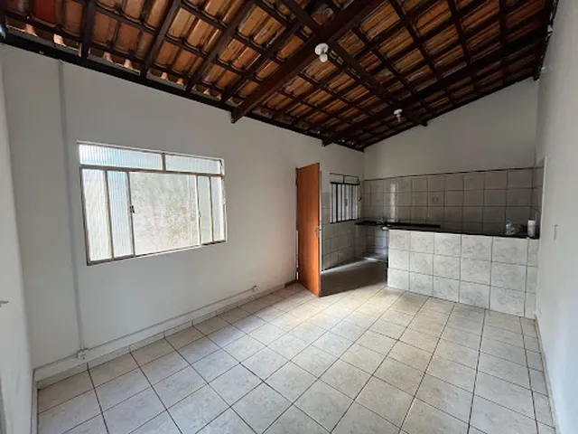 Imagem 4: Casa com 2 dormitórios para alugar, 280 m² por R$ 2.700,00/mês - Lagoa Grande - Patos